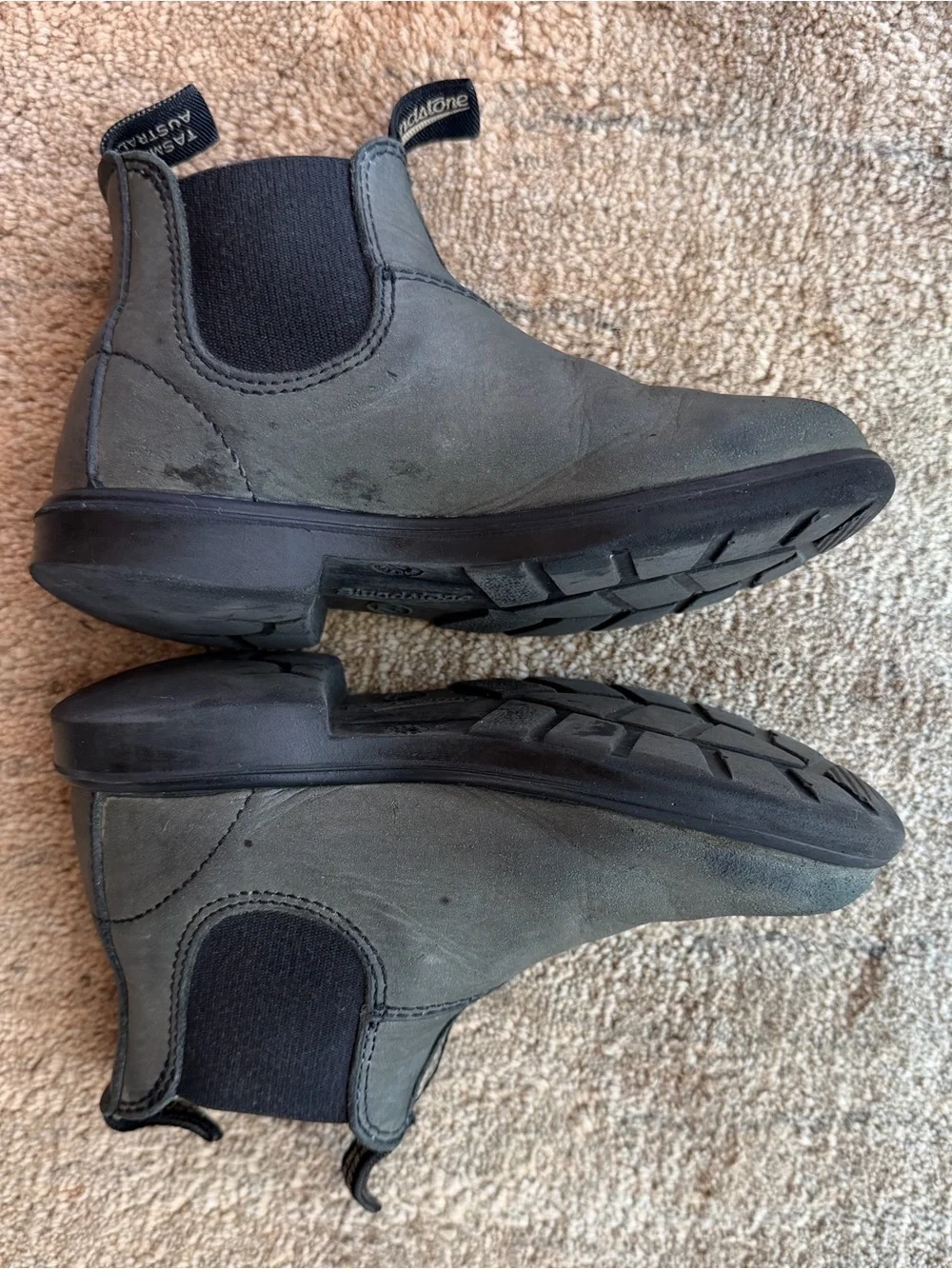 Blundstone Kids Chelsea Boot in Rustic Black